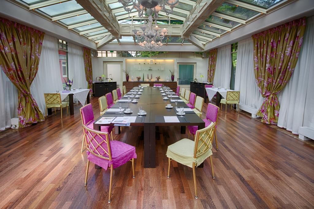 Campus Garden Businesshotel Изерлон Экстерьер фото